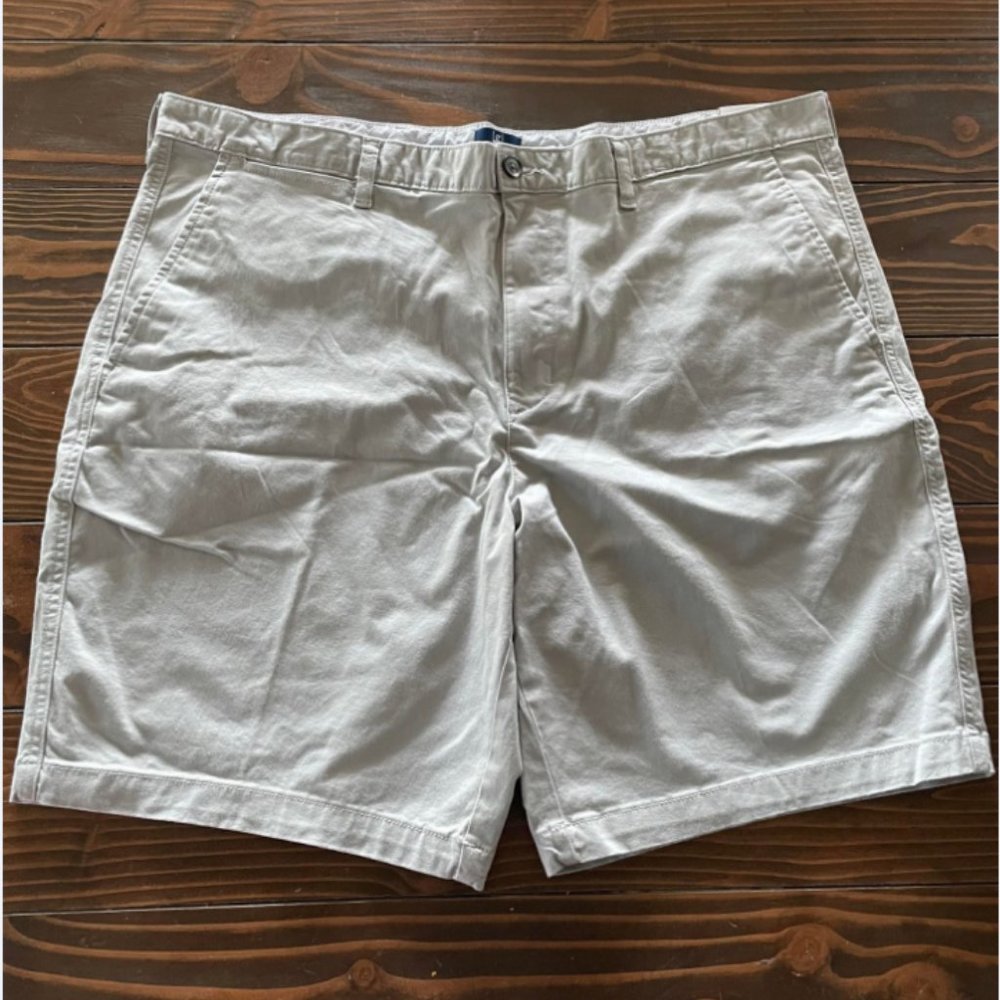 5/$20 NEW 44 Men's Gray Flat Front Shorts